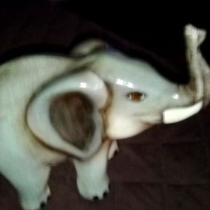 Elephant-paper-mache.  Sermel